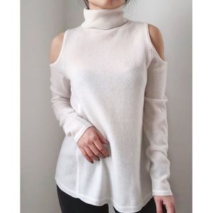 100% CASHMERE Antonio Melani • ivory knit blouse